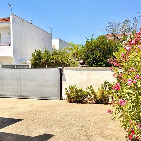 B&B Costa Azzurra Porto Cesareo Bagian luar foto