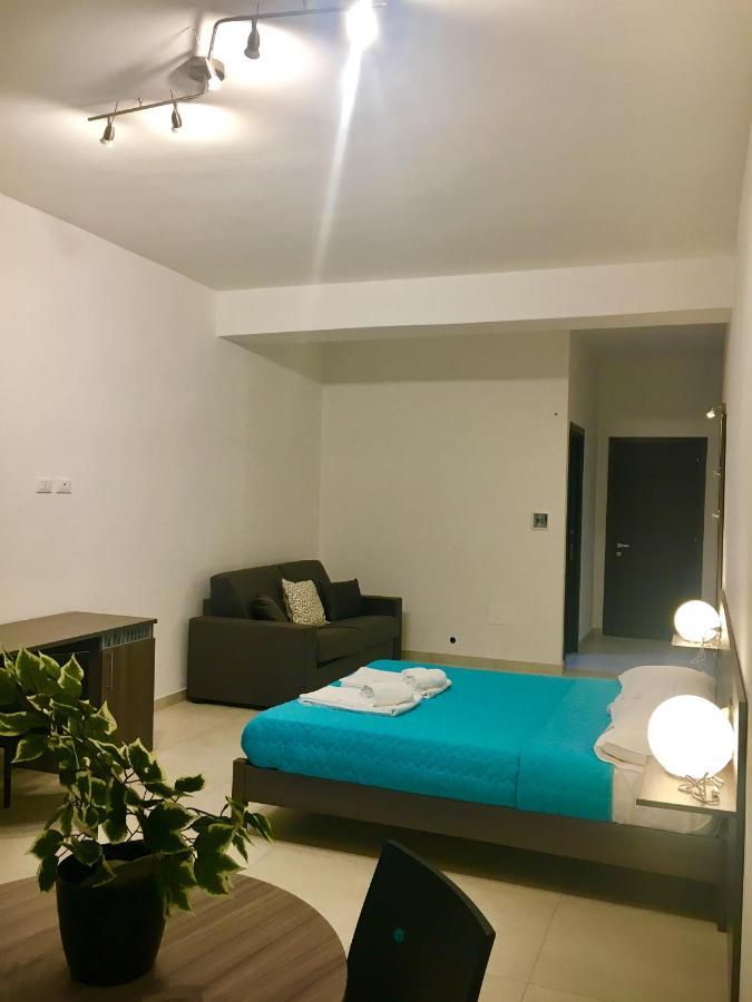 B&B Costa Azzurra Porto Cesareo Bagian luar foto
