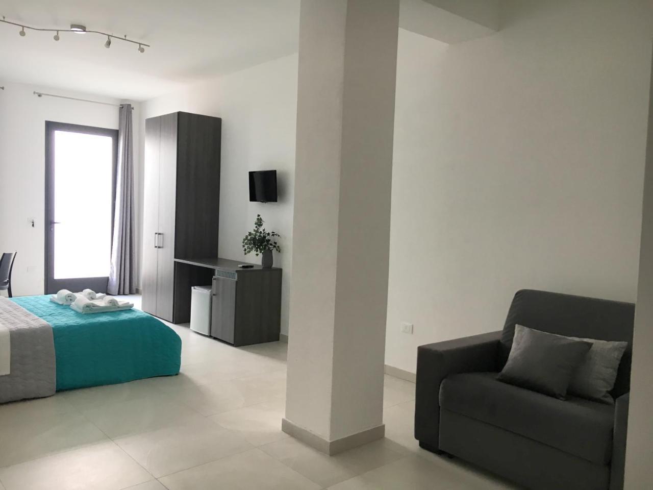 B&B Costa Azzurra Porto Cesareo Bagian luar foto
