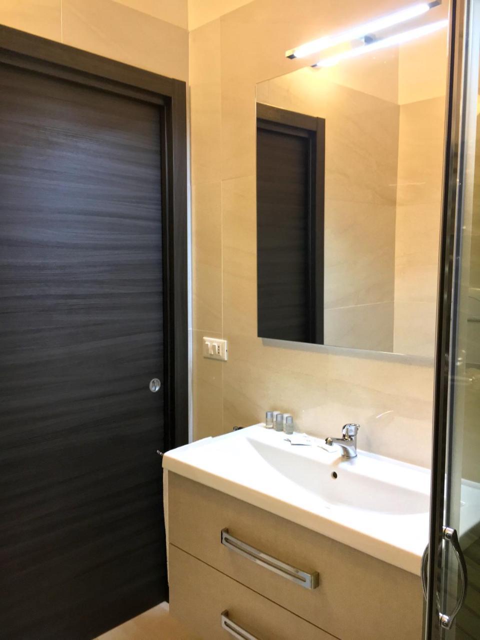 B&B Costa Azzurra Porto Cesareo Bagian luar foto