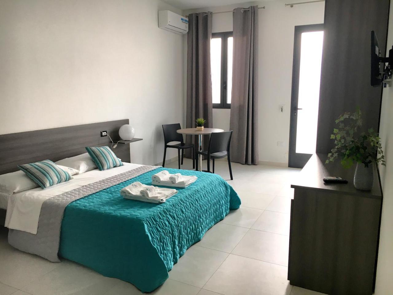 B&B Costa Azzurra Porto Cesareo Bagian luar foto